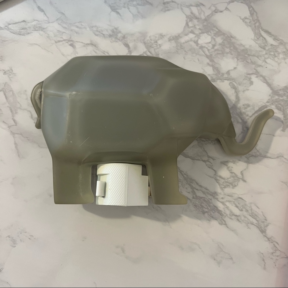 Like new pottery barn nightlight